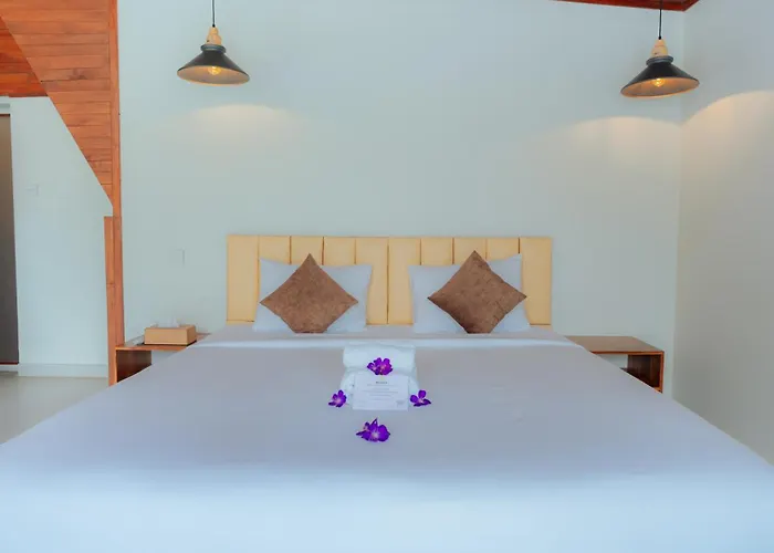 Svargan Lakeside Glamping