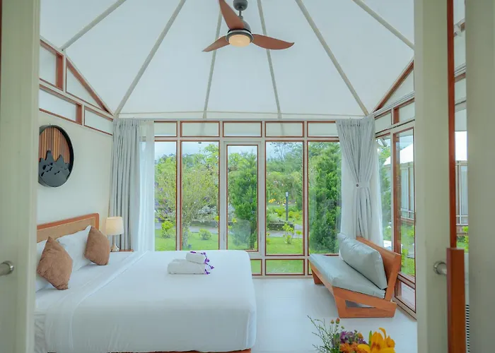 ラグジュアリーテント Svargan Lakeside Glamping *