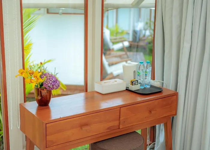 Svargan Lakeside Glamping Selemadeg