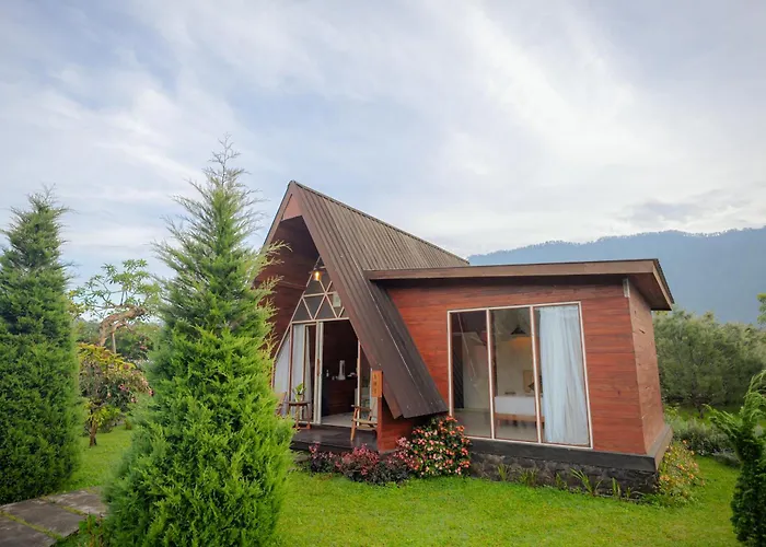 Svargan Lakeside Glamping Selemadeg